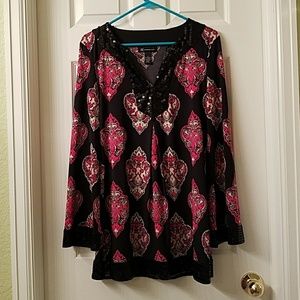 Tunic with sequin
